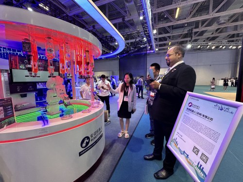 Innovative technology products on display at the Shenzhen Pavilion, set up by MIF’s Partner City Shenzhen, attract many visitors