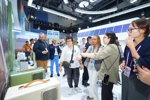 The organiser arranges for the participating enterprises from Portuguese-speaking countries to attend the “136th China Import and Export Fair”, realising the objectives of “multi-destination tourism” and extending the events’ impact